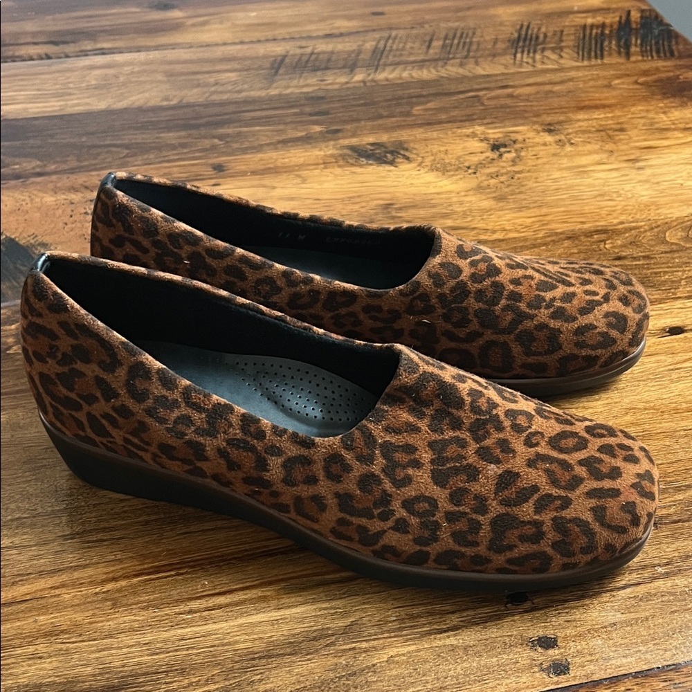 SAS Bliss Slip-On Wedge New Tan Leopard Print Sz 11W